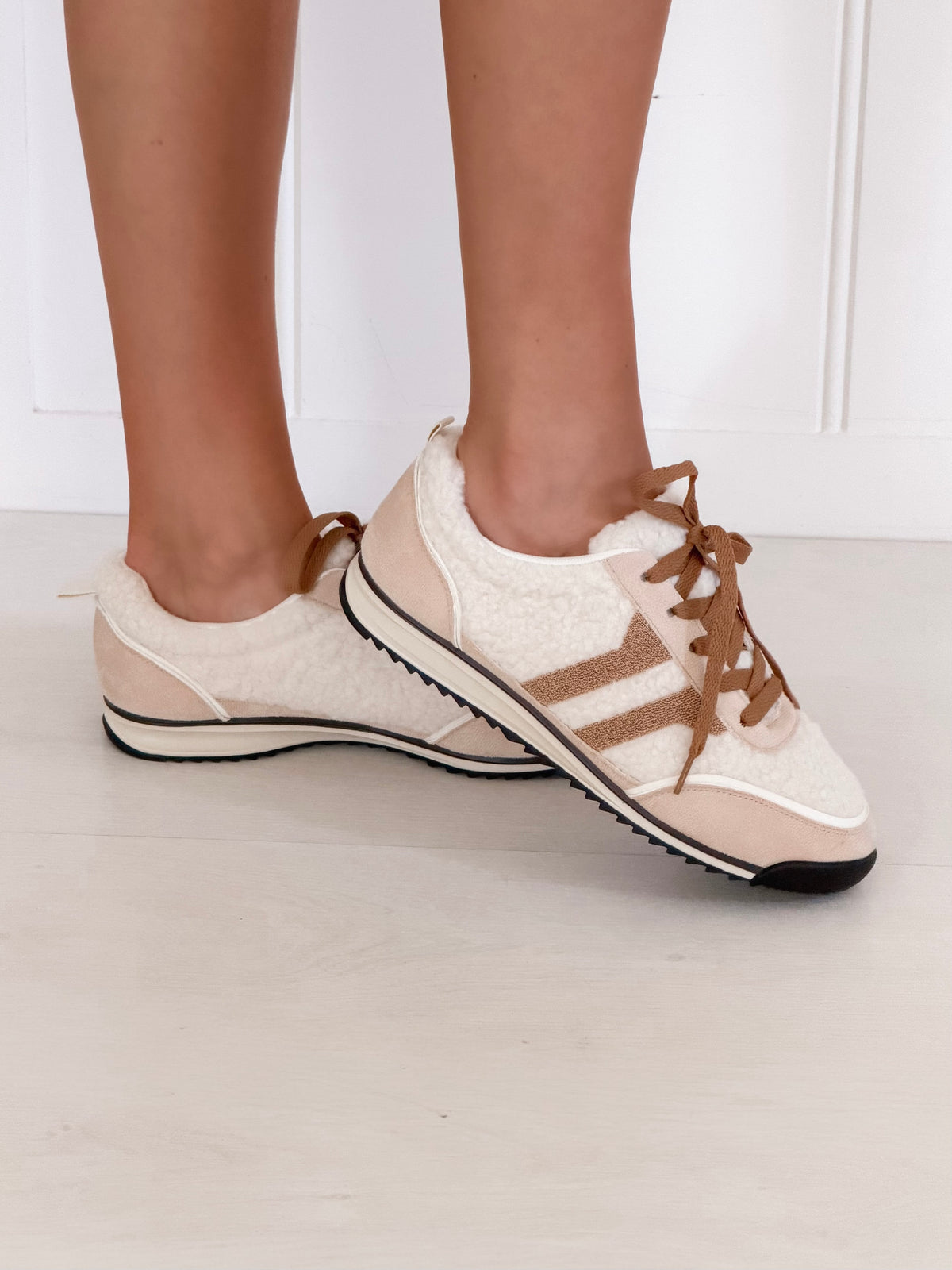 Autumn Teddy Sneakers