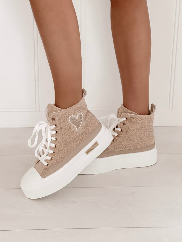 Autumn Teddy Sneakers