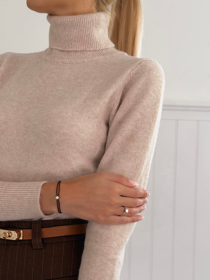 Soft Beige Pull