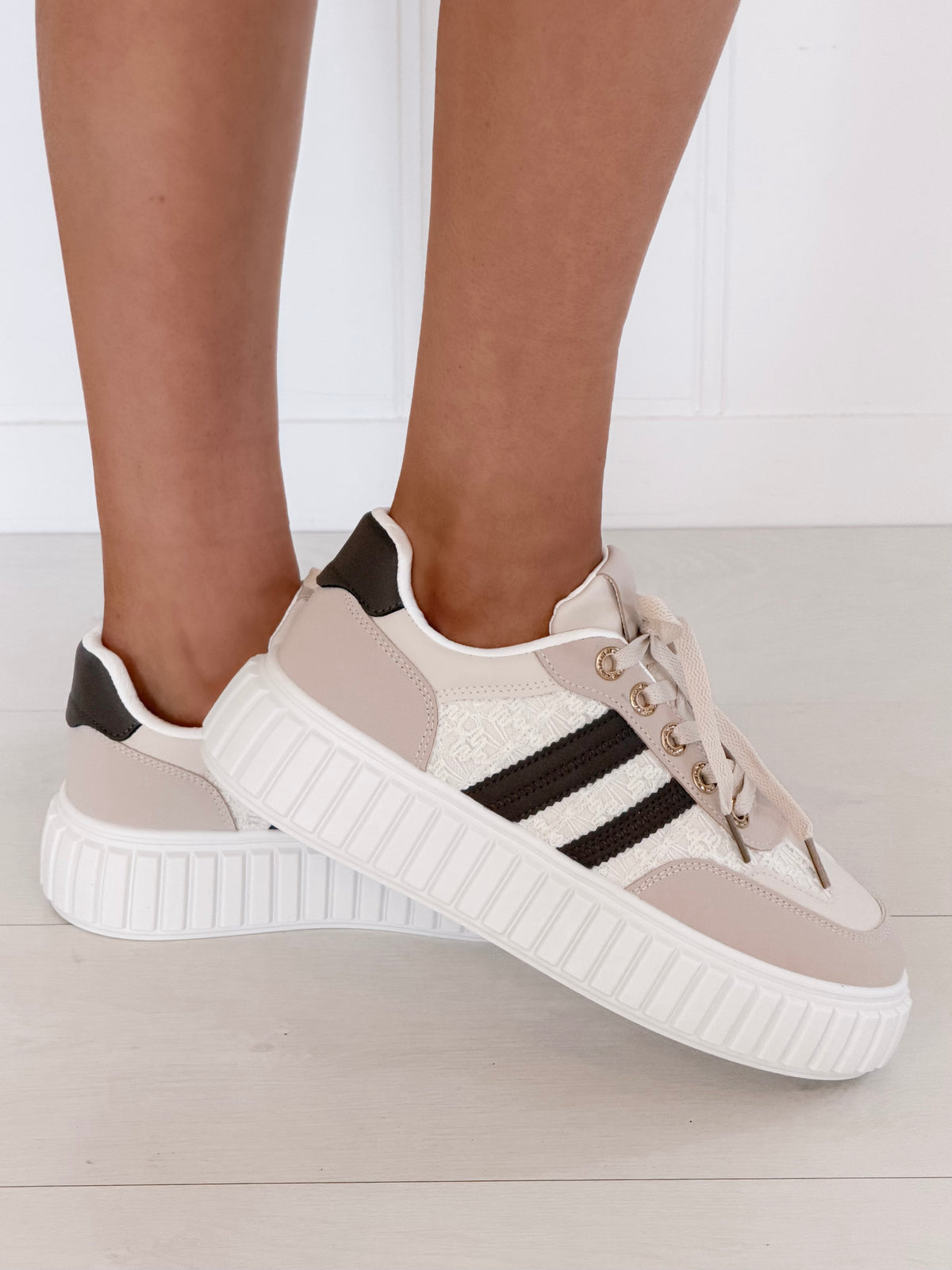 Leather & Lace Sneakers