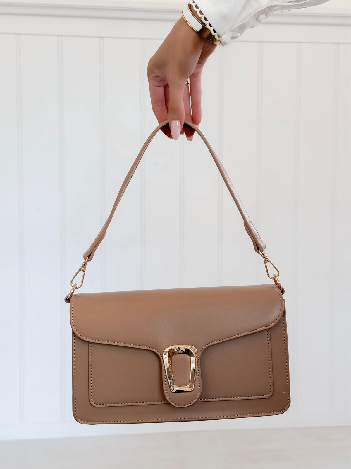 La Buckle Bag