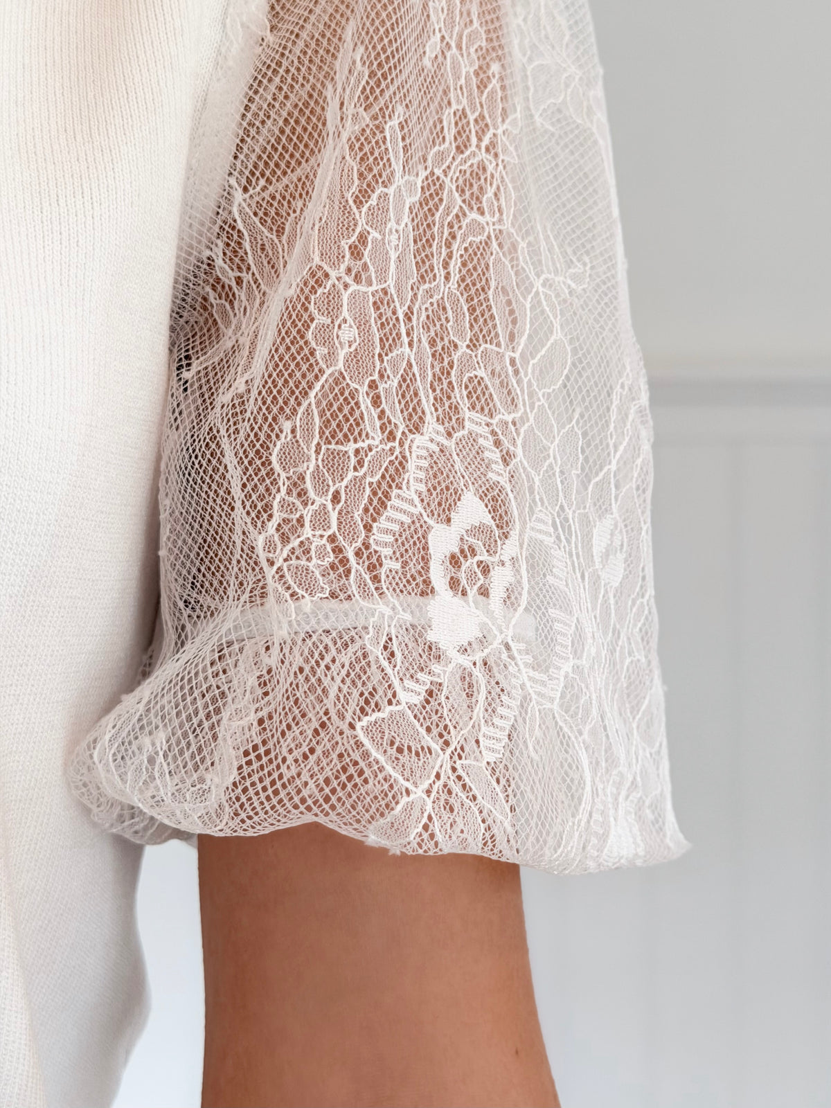 Lovely Lace Pull