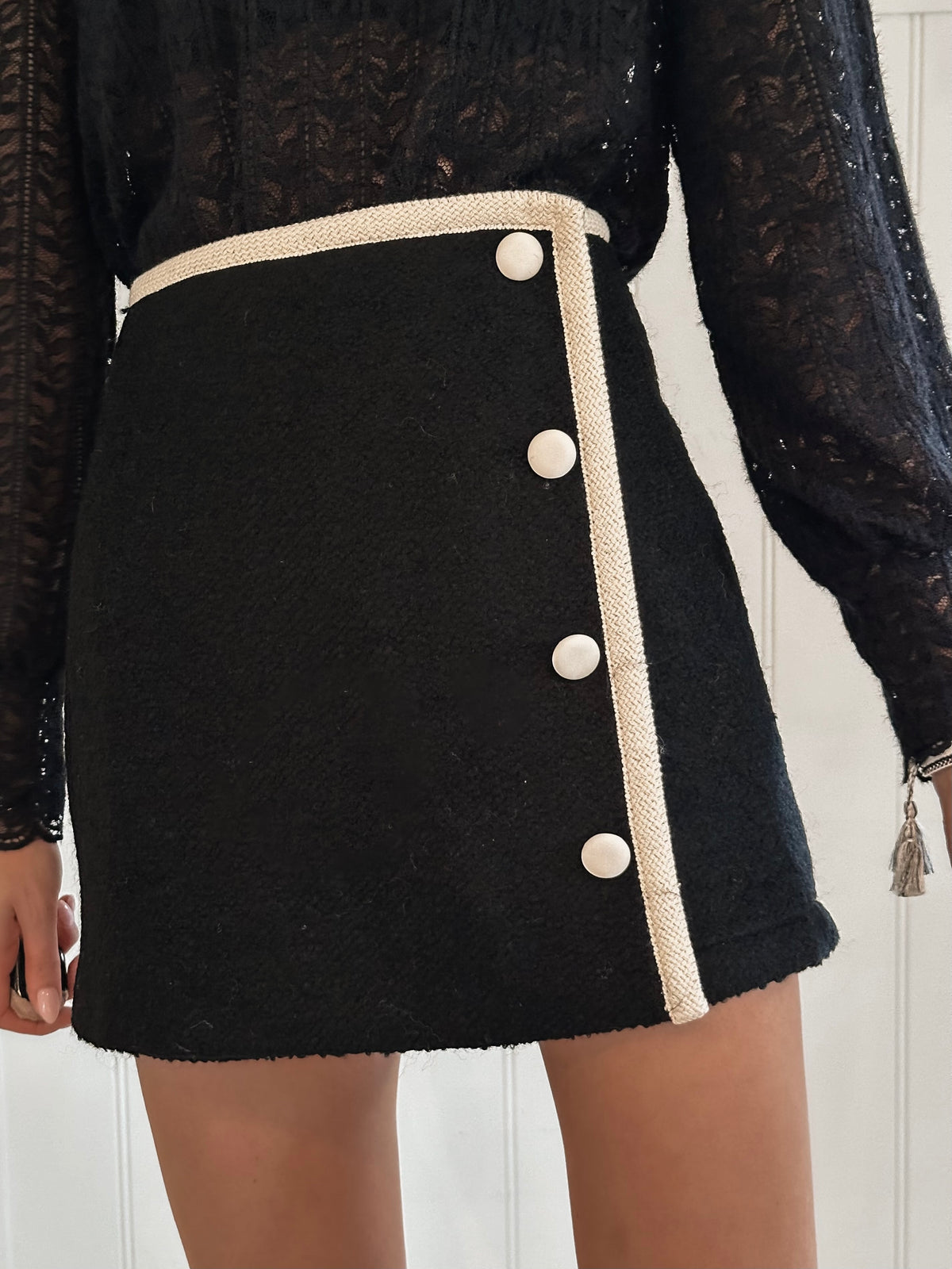 A Day In Paris Wool Black Skort