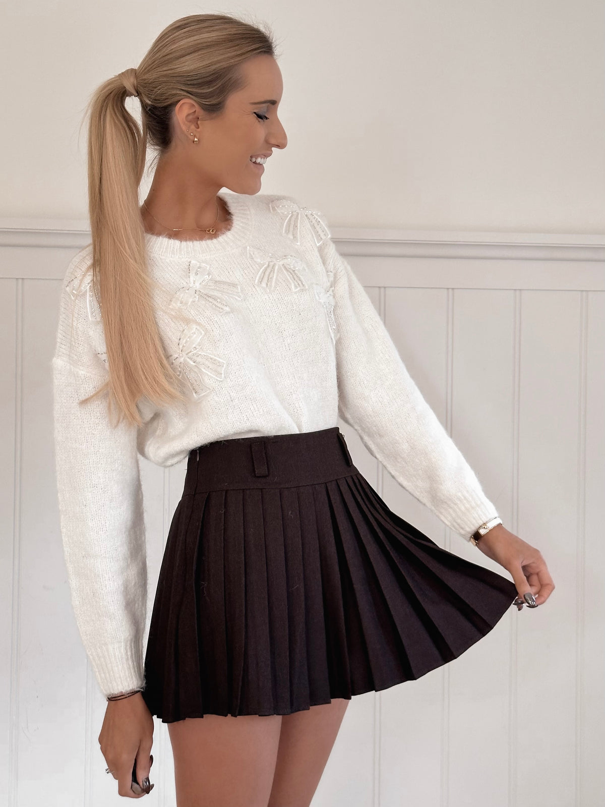 Snowy Glitter Bow Sweater