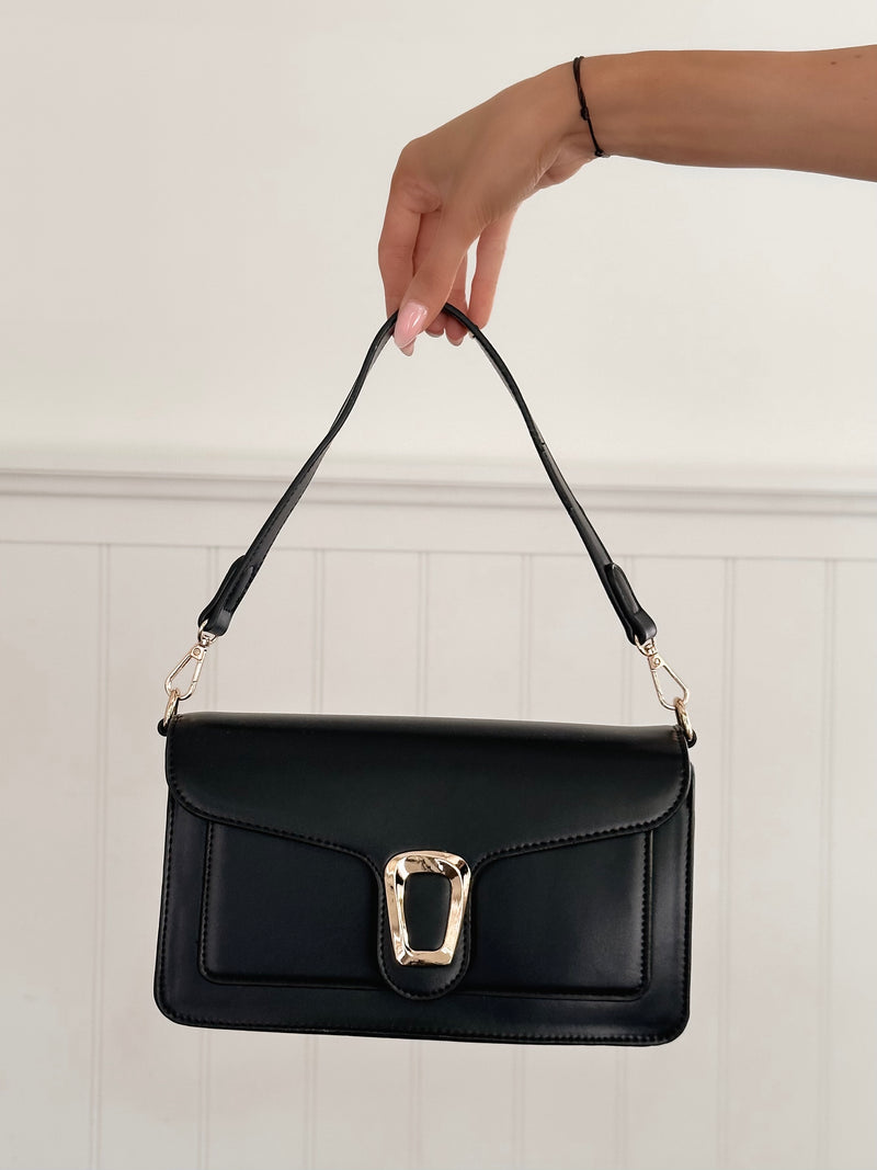 La Buckle Noir Bag