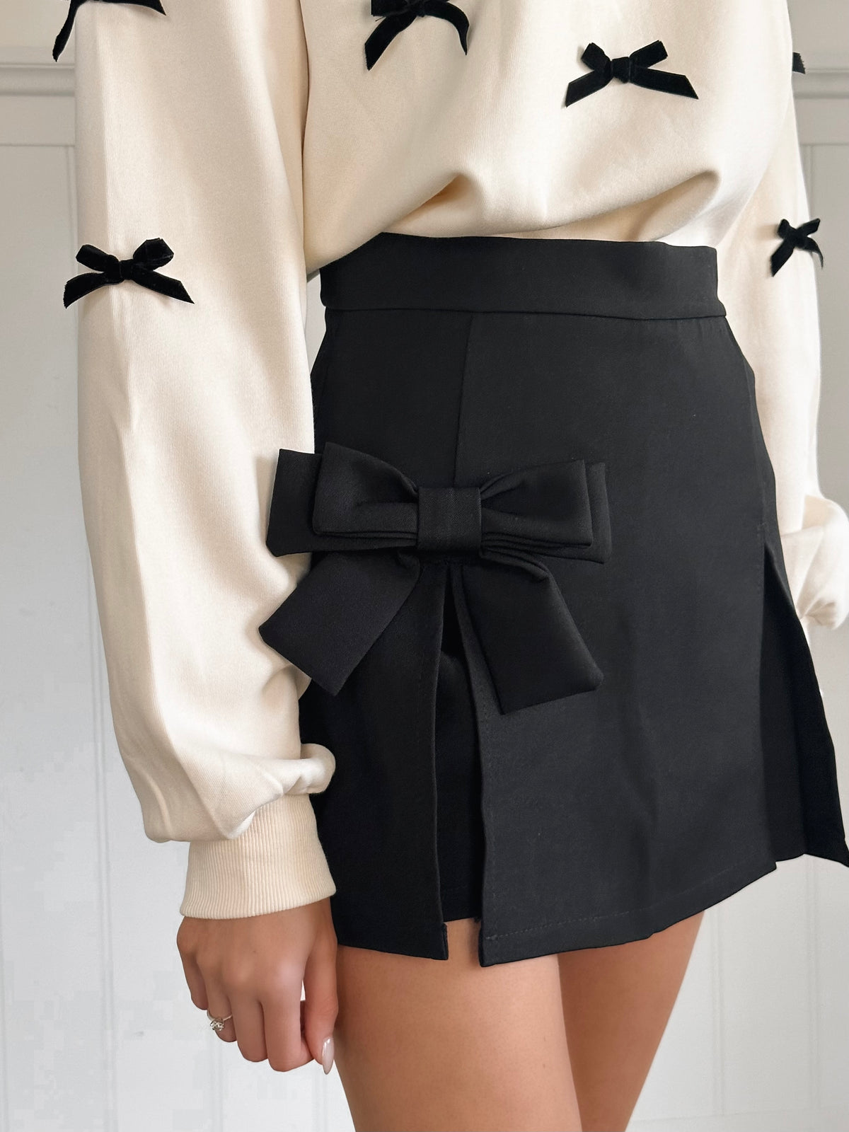 Lovely & Cute Bow Sweater