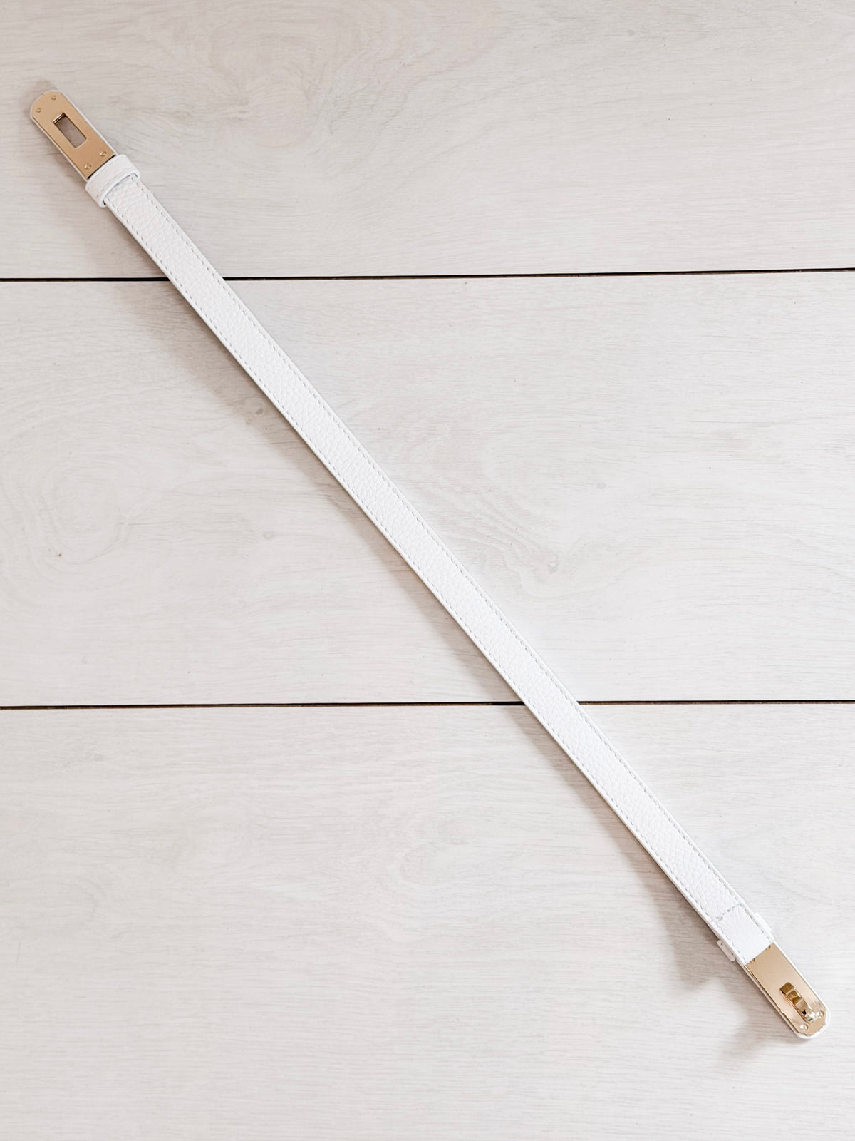 The White Saddle Belt