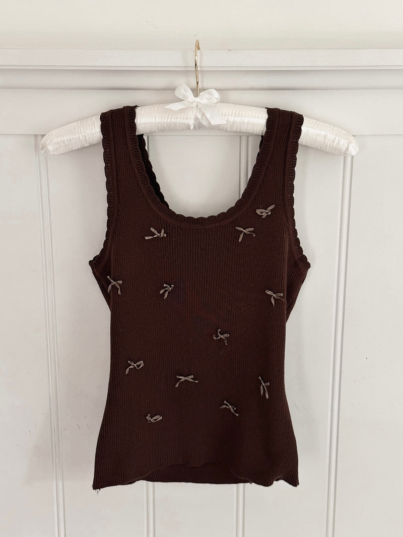 Chocolate Bow Top