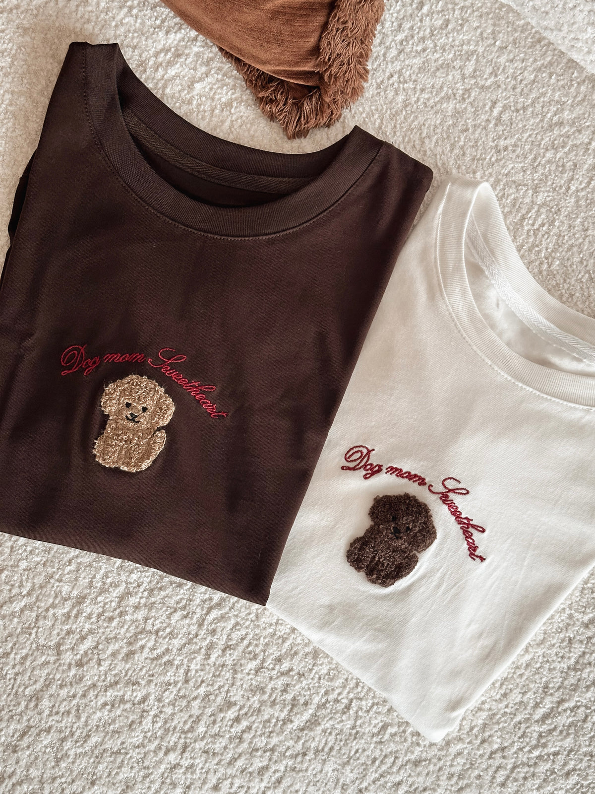 Dog Mom Sweetheart T-Shirt - Brown