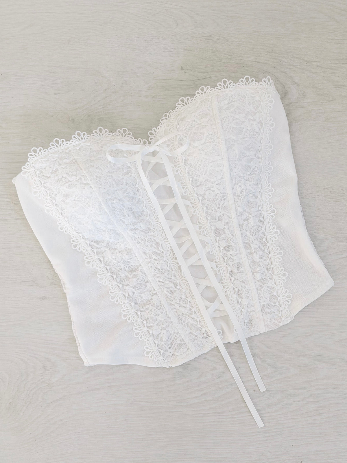 The Dreamy Lace Corset - White