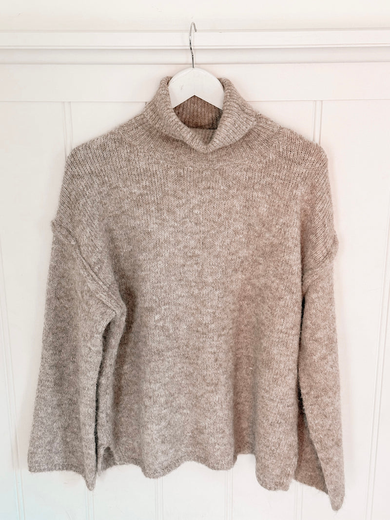 Fall Favorite Sweater - Taupe